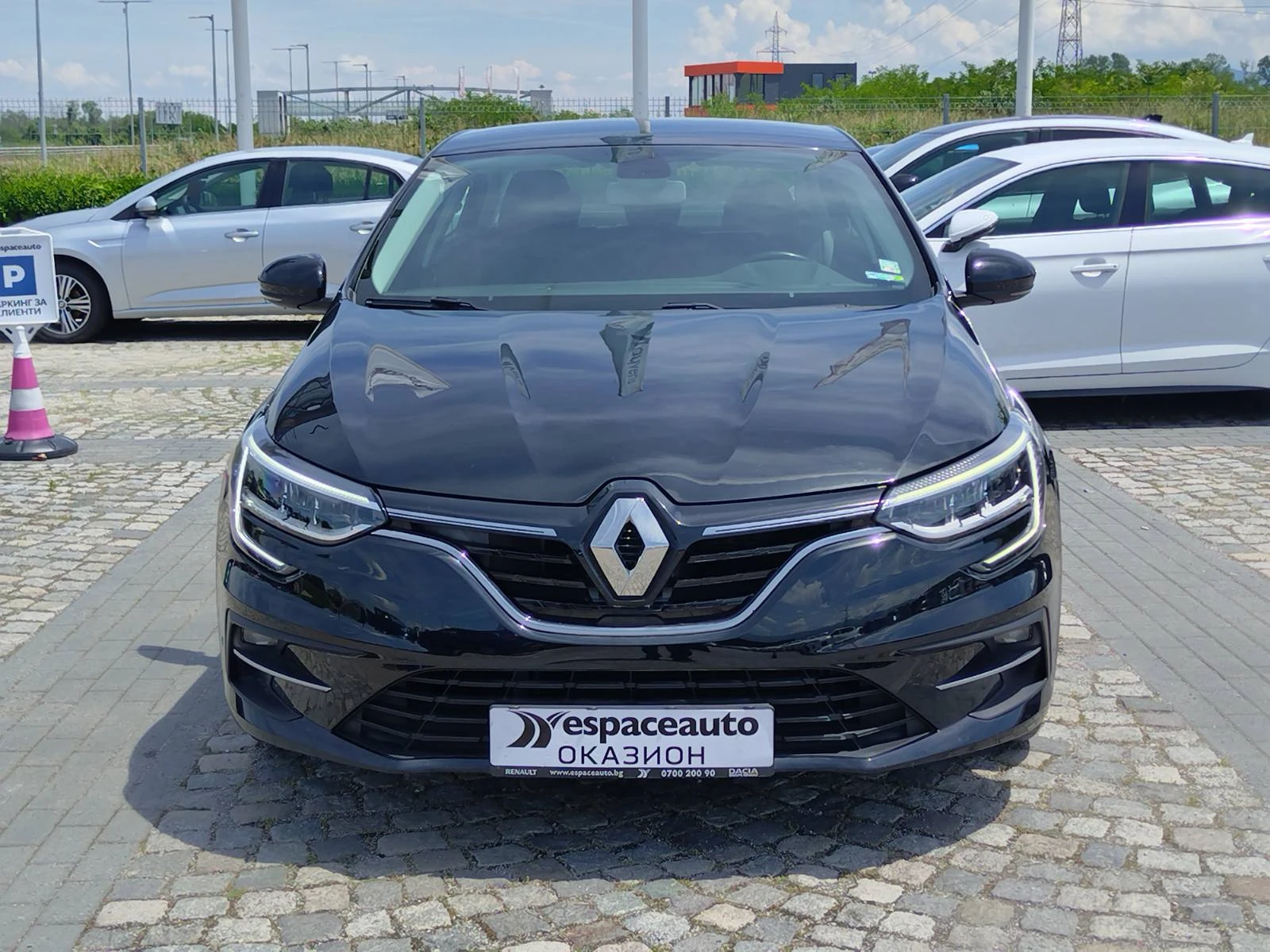 Renault Megane 1.3Tce/ 140к.с./ZEN, снимка 2 - Автомобили и джипове - 54774413
