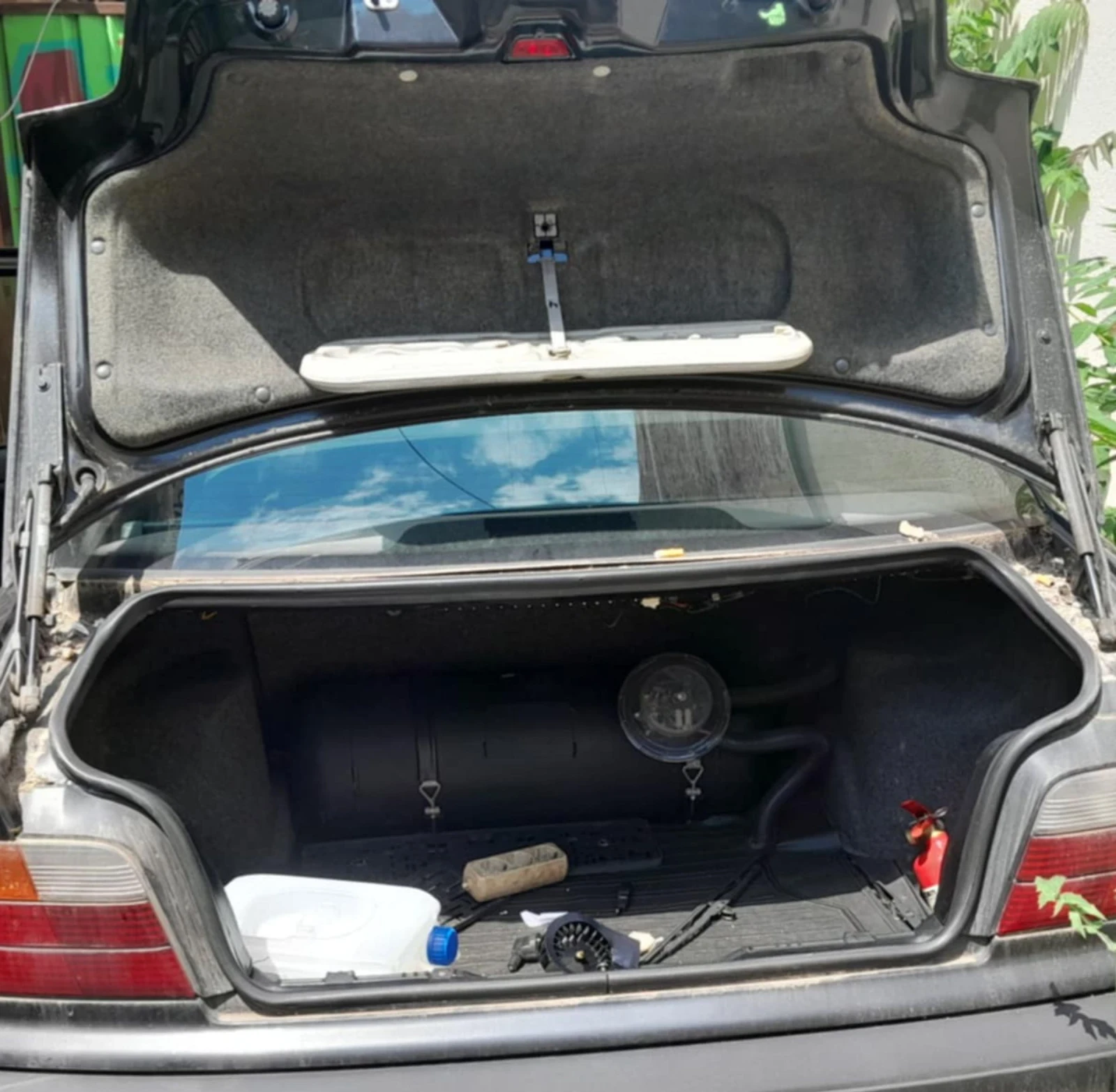 BMW 318 Гас, снимка 5 - Автомобили и джипове - 55134349