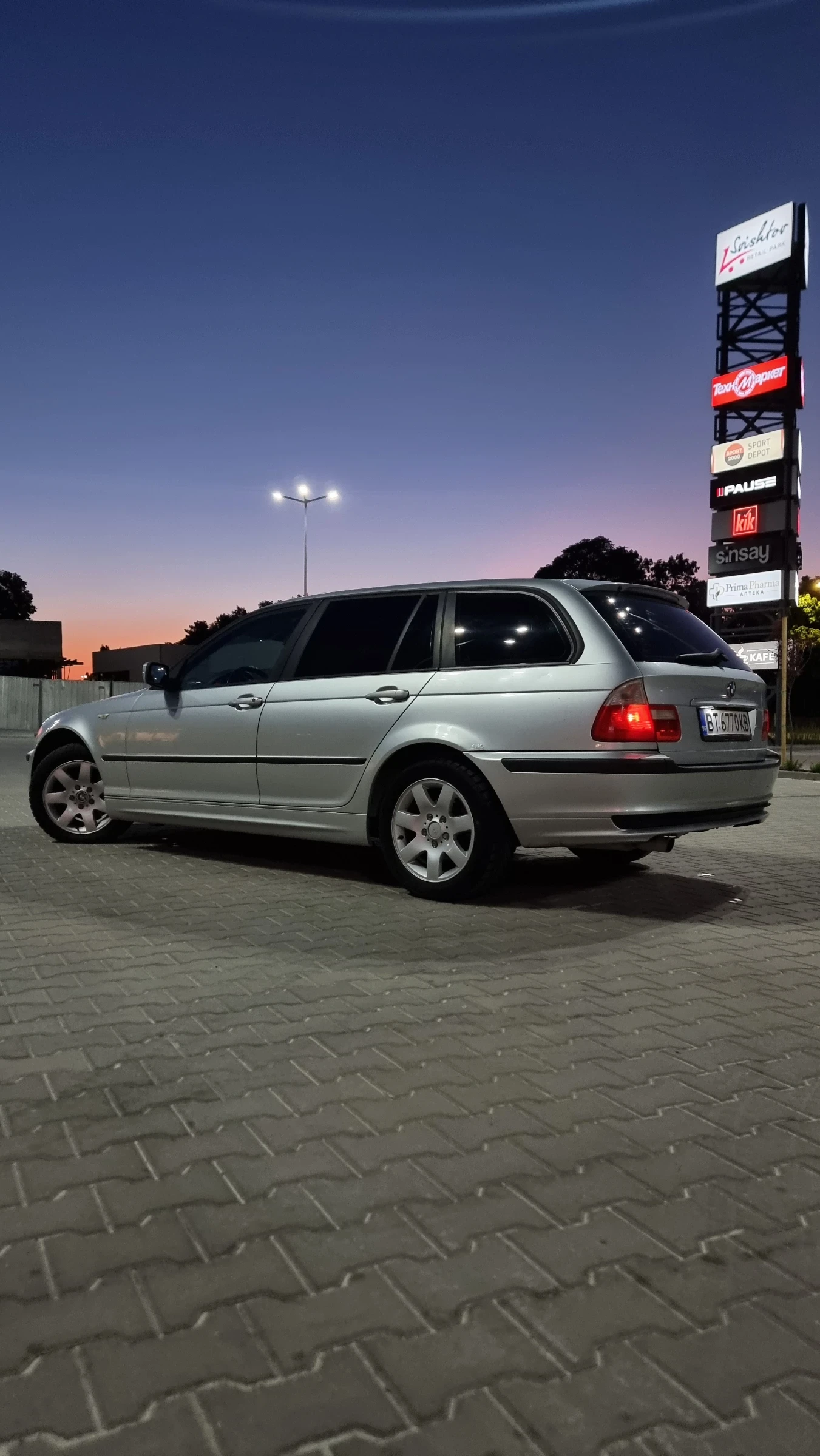 BMW 318 Газ/Бензин Harman/Kardon, снимка 5 - Автомобили и джипове - 55468221