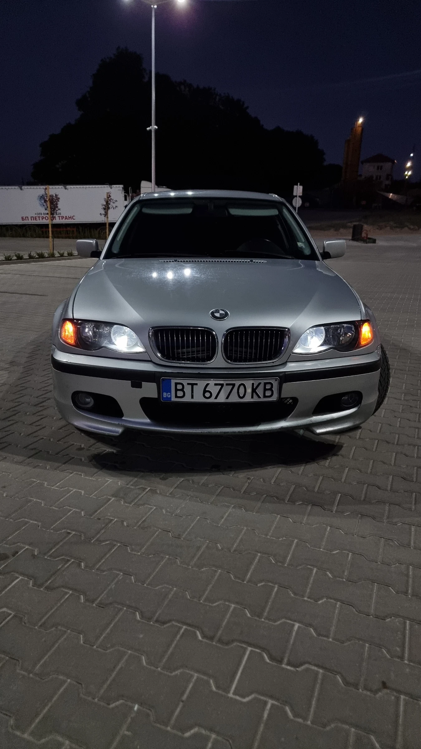 BMW 318 Газ/Бензин Harman/Kardon, снимка 8 - Автомобили и джипове - 55468221