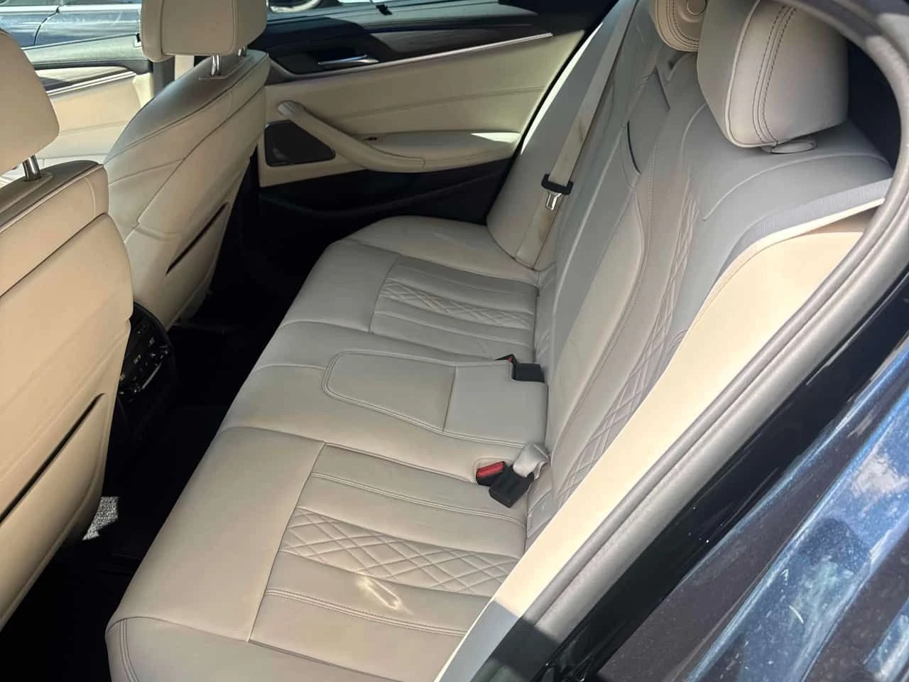 BMW 540 540i Дистроник Лазер Масажи, снимка 14 - Автомобили и джипове - 55486070