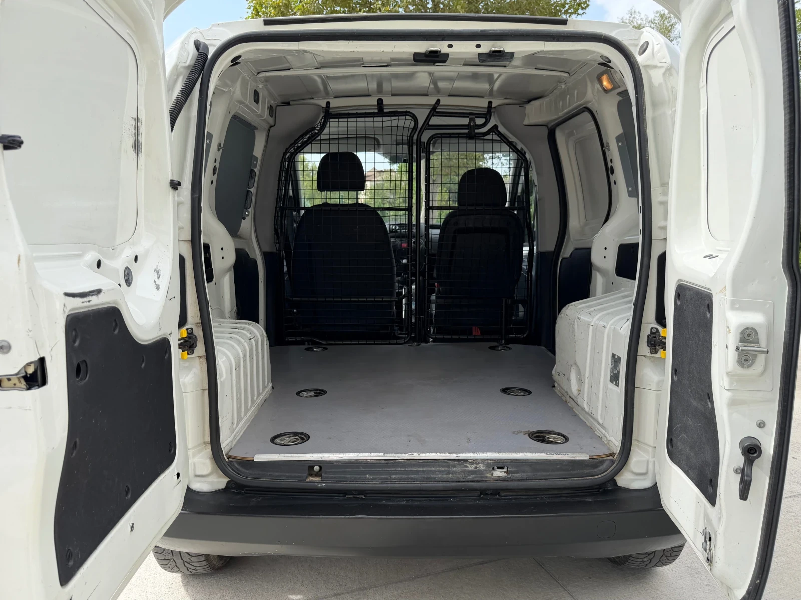 Citroen Nemo 1.4 HDI/Стр.Врата/155000км, снимка 11 - Автомобили и джипове - 55874005