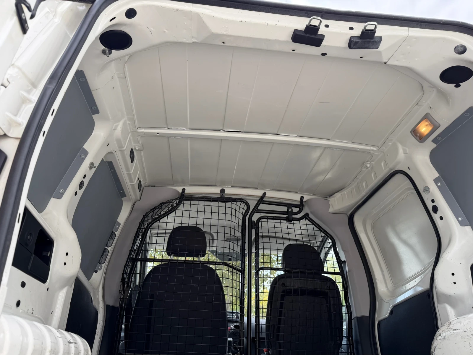 Citroen Nemo 1.4 HDI/Стр.Врата/155000км, снимка 12 - Автомобили и джипове - 55874005