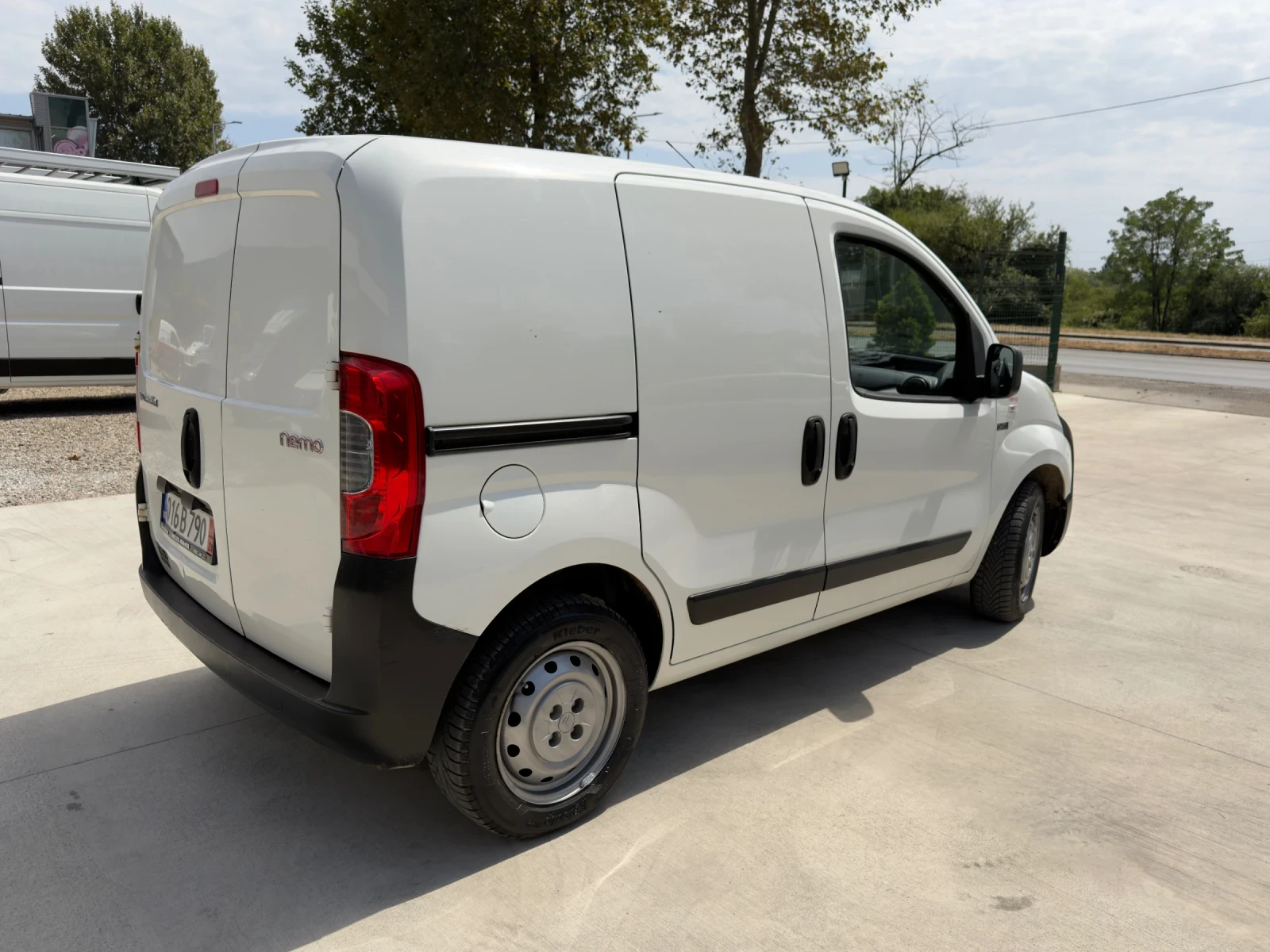 Citroen Nemo 1.4 HDI/Стр.Врата/155000км, снимка 16 - Автомобили и джипове - 55874005