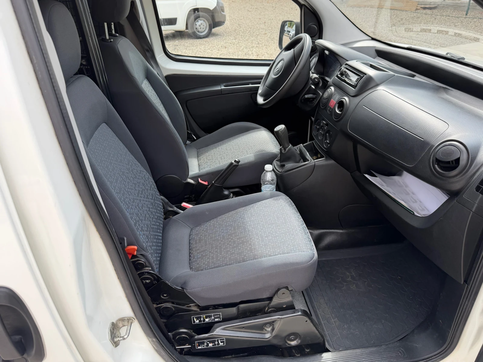 Citroen Nemo 1.4 HDI/Стр.Врата/155000км, снимка 9 - Автомобили и джипове - 55874005