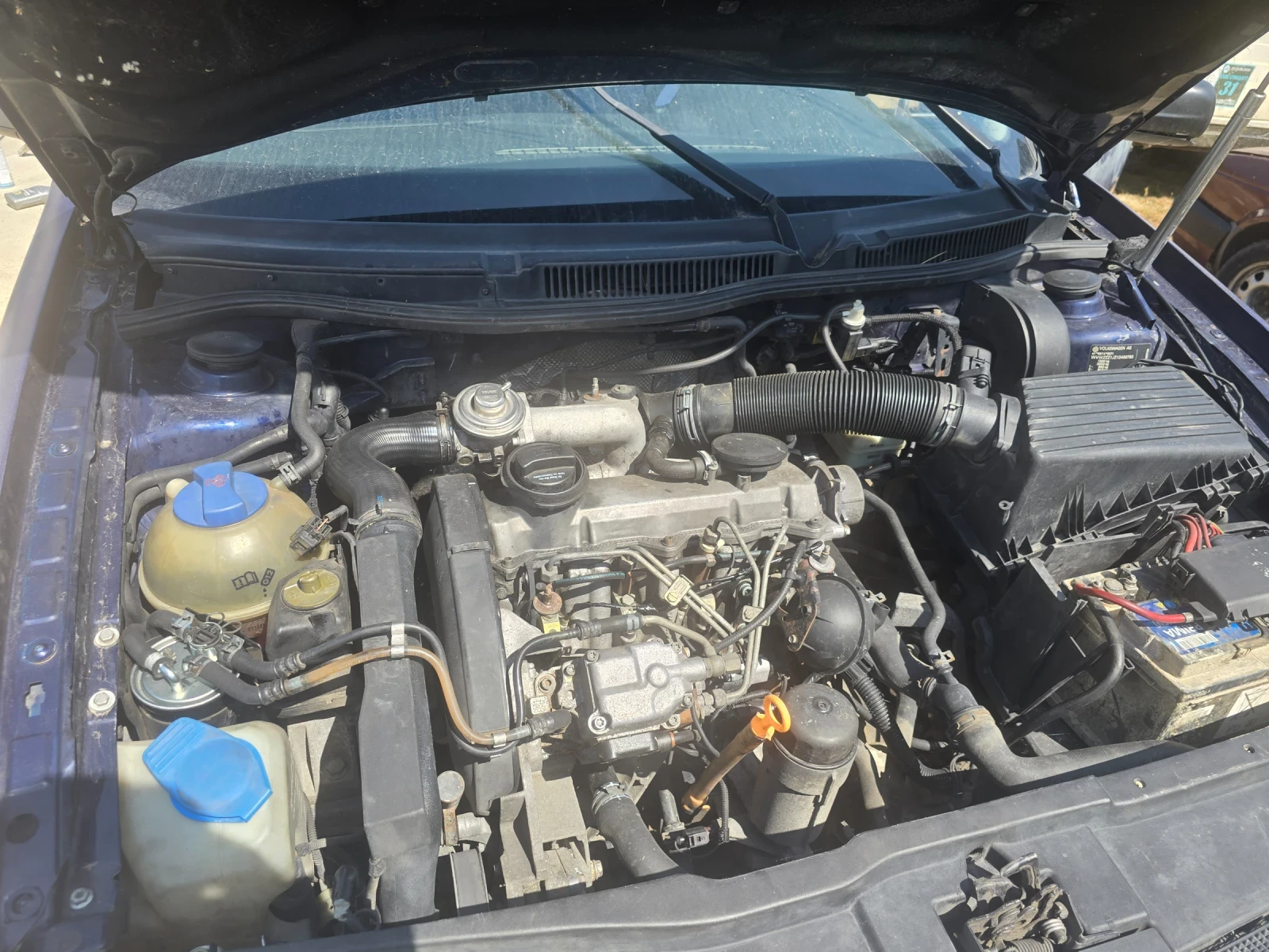 VW Golf, снимка 5 - Автомобили и джипове - 55899324