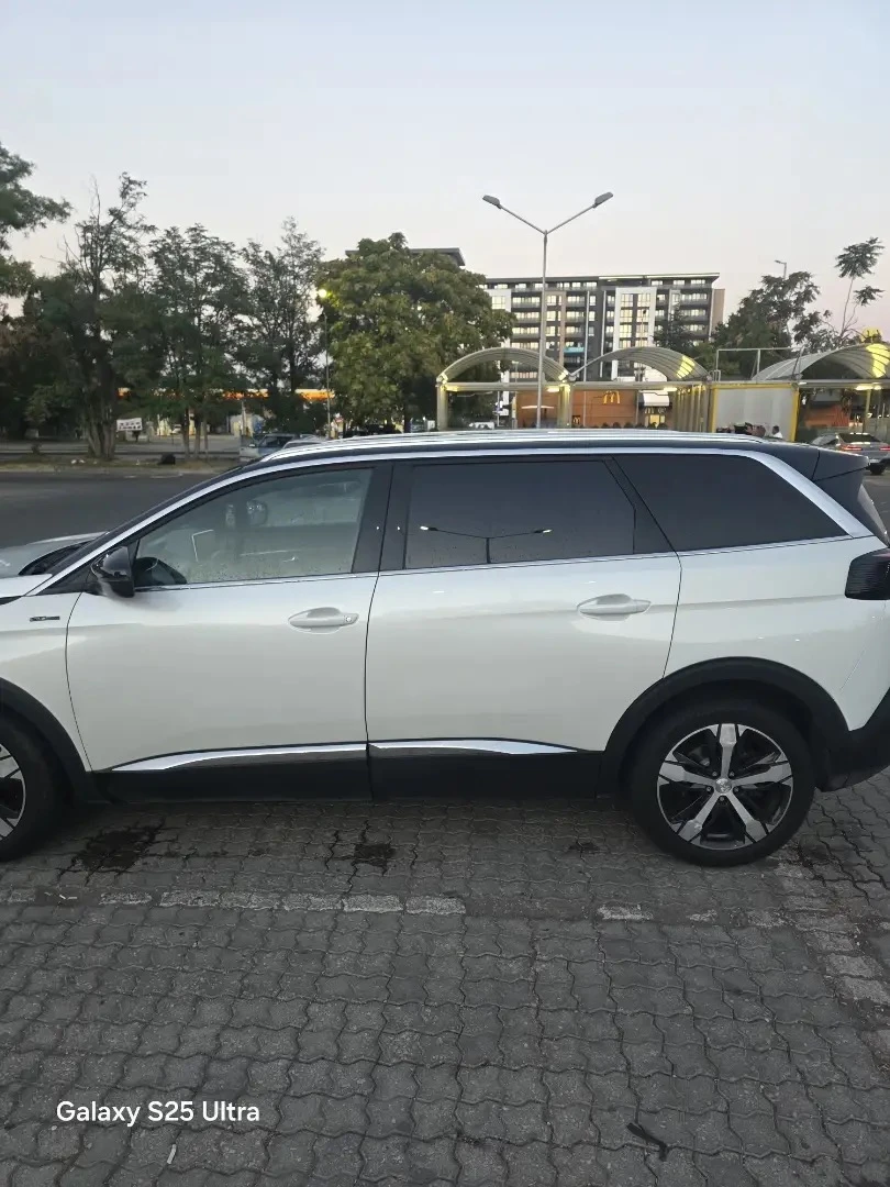 Peugeot 5008 1.6 BlueHDi, снимка 5 - Автомобили и джипове - 56324183