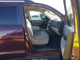 Toyota Sequoia 5.7 * PLATINUM* ОБДУХВАНЕ* ПОДГРЕВ* Камера* BLIND* - 23400 лв. / 11964.23 € - 14307384 8