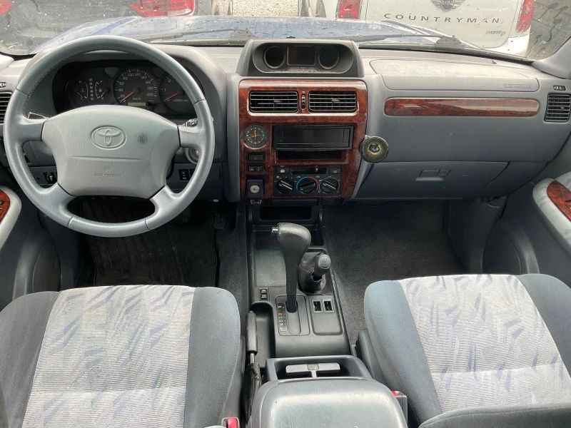 Toyota Land cruiser 3.0 D-4D, снимка 10 - Автомобили и джипове - 44923572