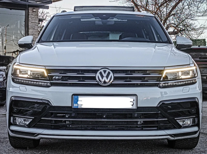 VW Tiguan R Line , снимка 2 - Автомобили и джипове - 49393502