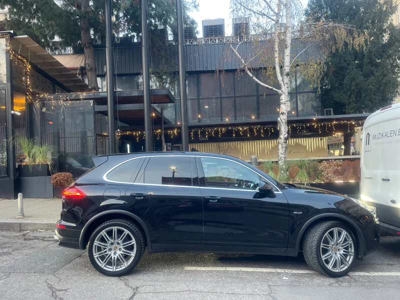 Porsche Cayenne 3.0D* Facelift* Premium Pack* Panorama* , снимка 5 - Автомобили и джипове - 52707466