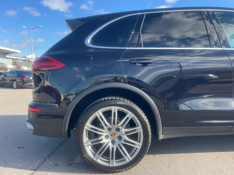 Porsche Cayenne 3.0D* Facelift* Premium Pack* Panorama* , снимка 9 - Автомобили и джипове - 52707466