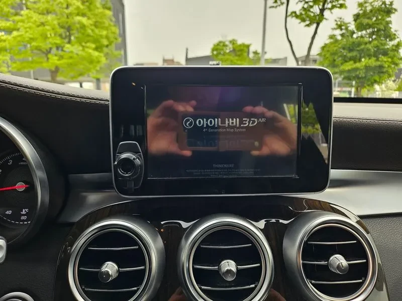 Mercedes-Benz GLC 300, снимка 16 - Автомобили и джипове - 54910729