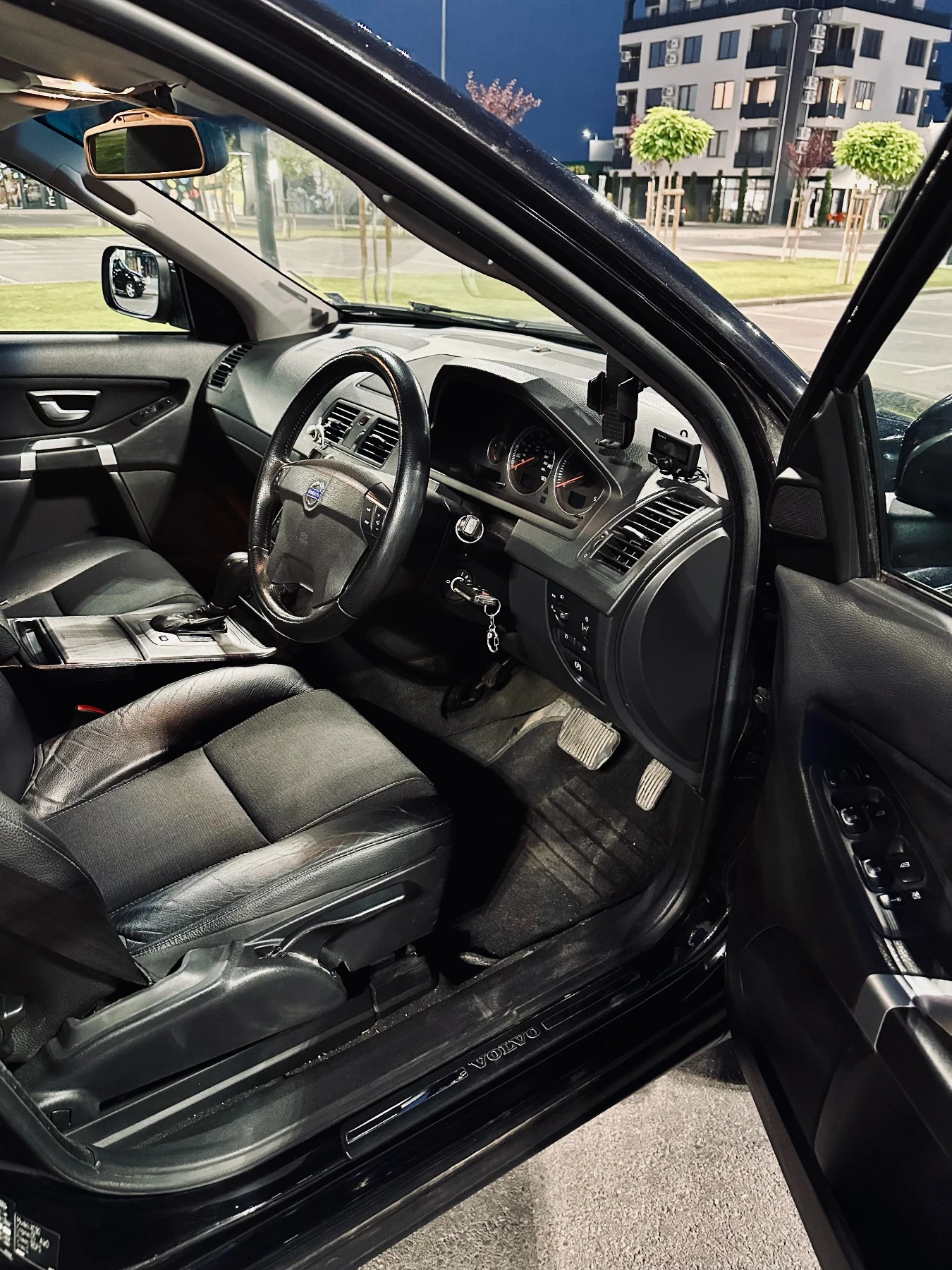 Volvo Xc90 2.4 D5 185 к.с.  - изображение 10