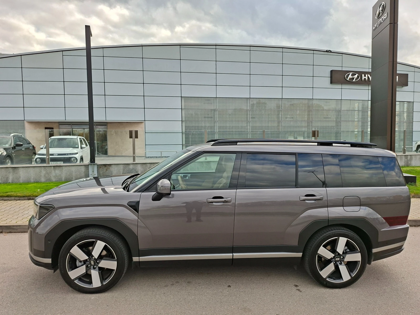 Hyundai Santa fe Premium Hybrid 4WD 6AT - изображение 4