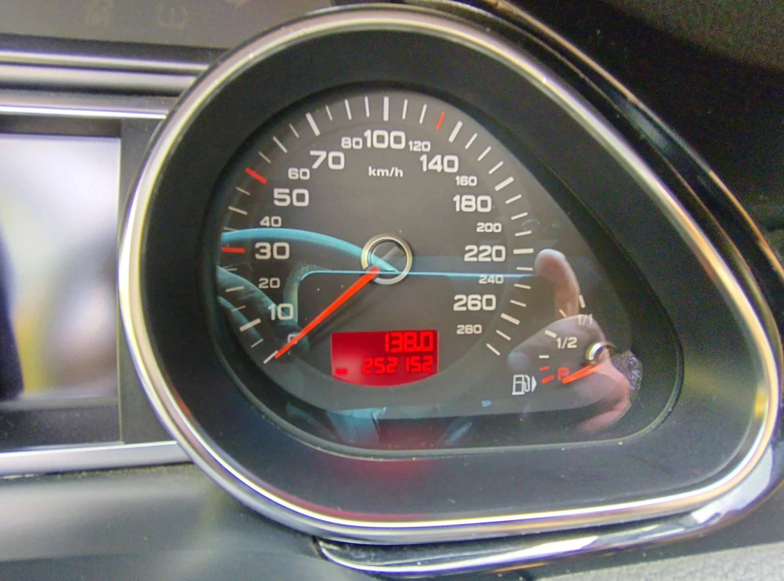 Audi Q7, снимка 7 - Автомобили и джипове - 53732218