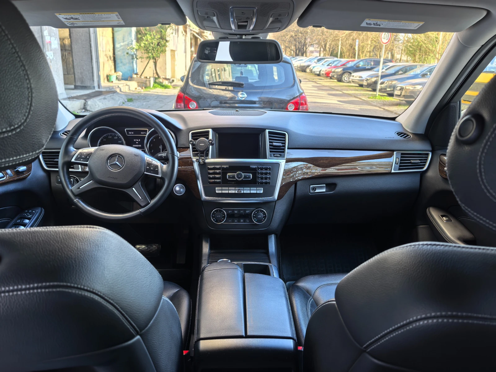 Mercedes-Benz ML 350 4MATIC, снимка 9 - Автомобили и джипове - 53756323