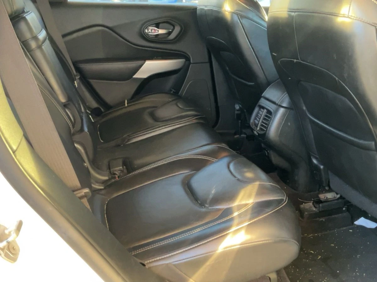 Jeep Cherokee 2, 2 M-Jet 4WD, снимка 5 - Автомобили и джипове - 53770593