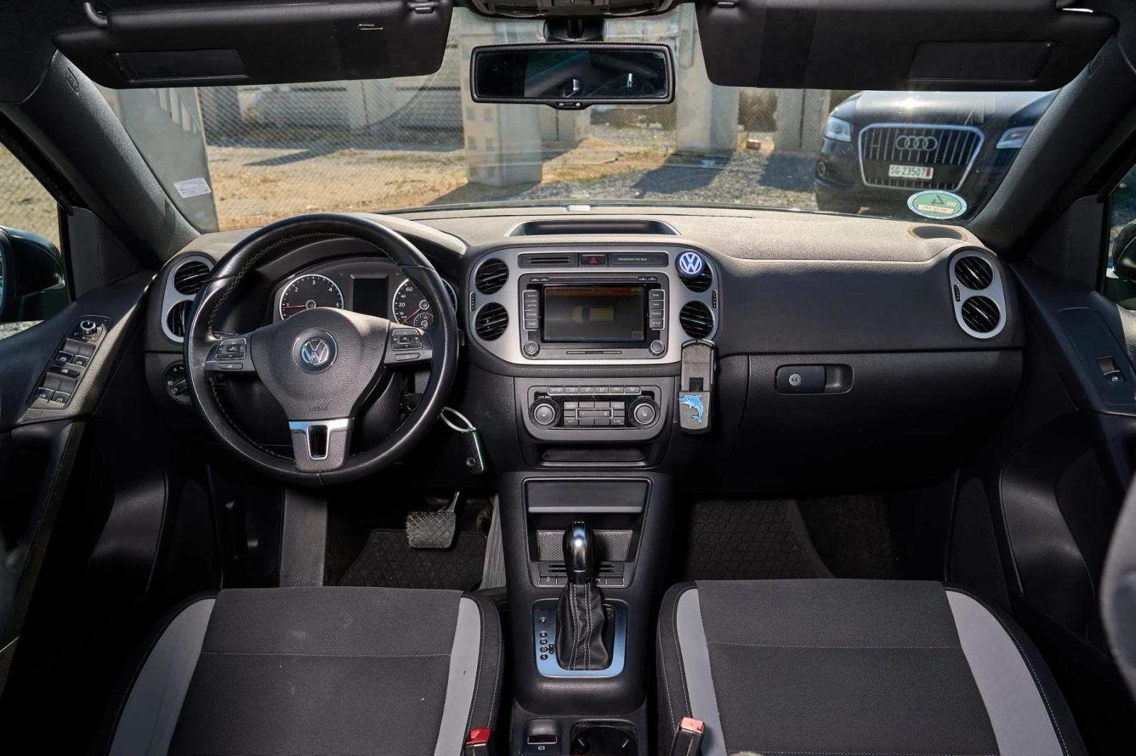 VW Tiguan 2.0TDI * Facelift * 4?4 * Цялостна история , снимка 12 - Автомобили и джипове - 54126735