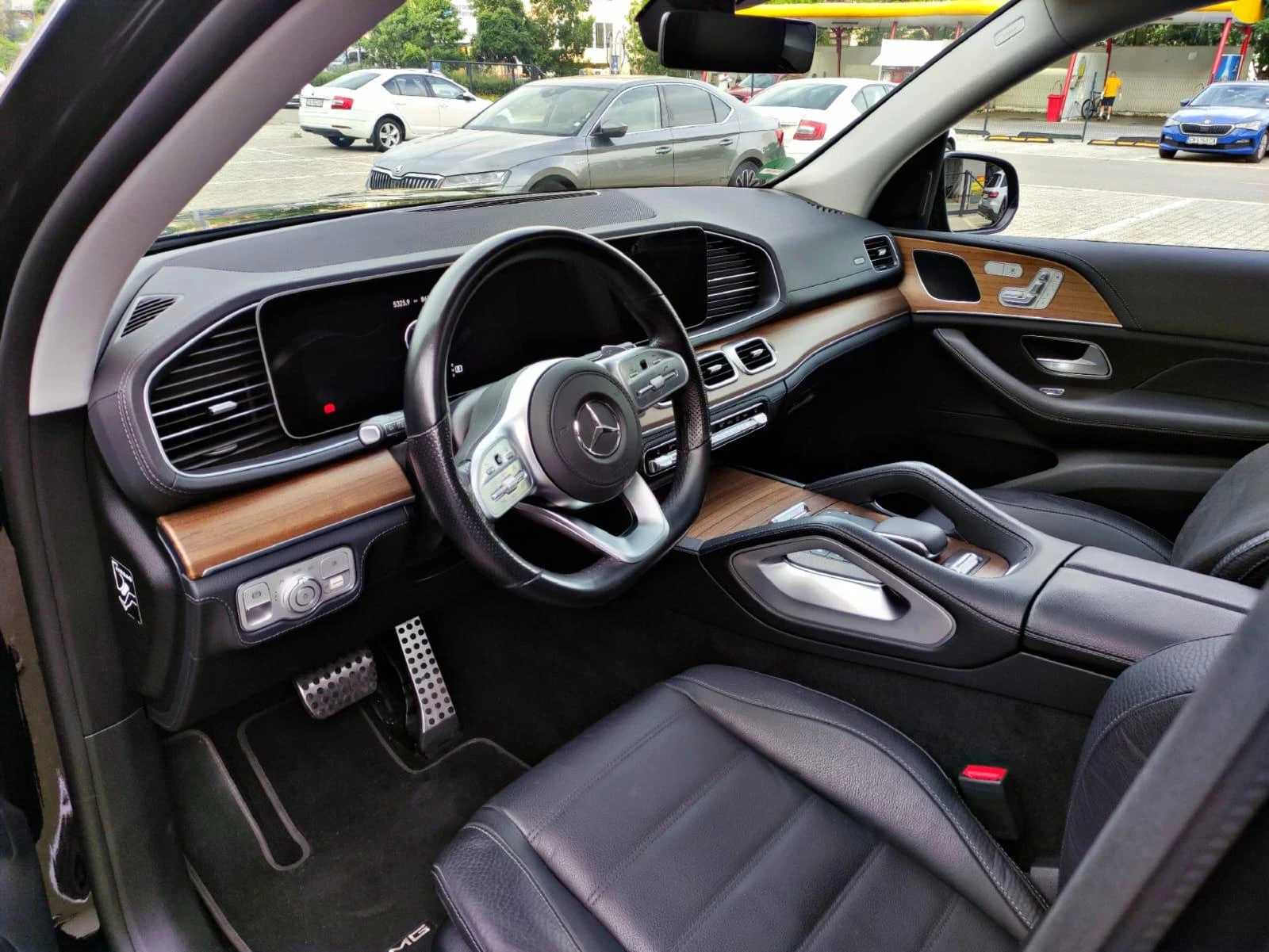 Mercedes-Benz GLS 400, снимка 8 - Автомобили и джипове - 54644322