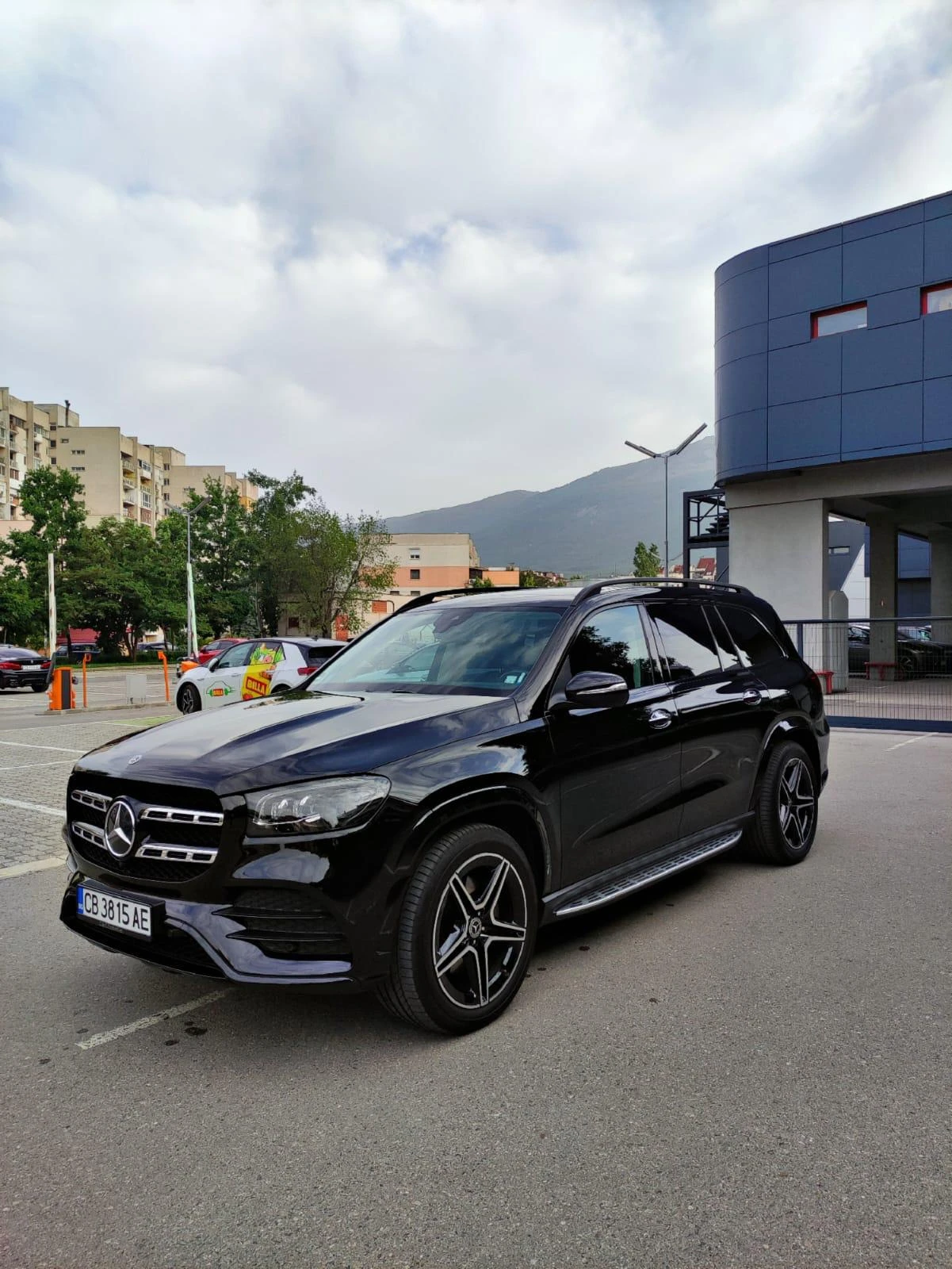 Mercedes-Benz GLS 400, снимка 2 - Автомобили и джипове - 54644322