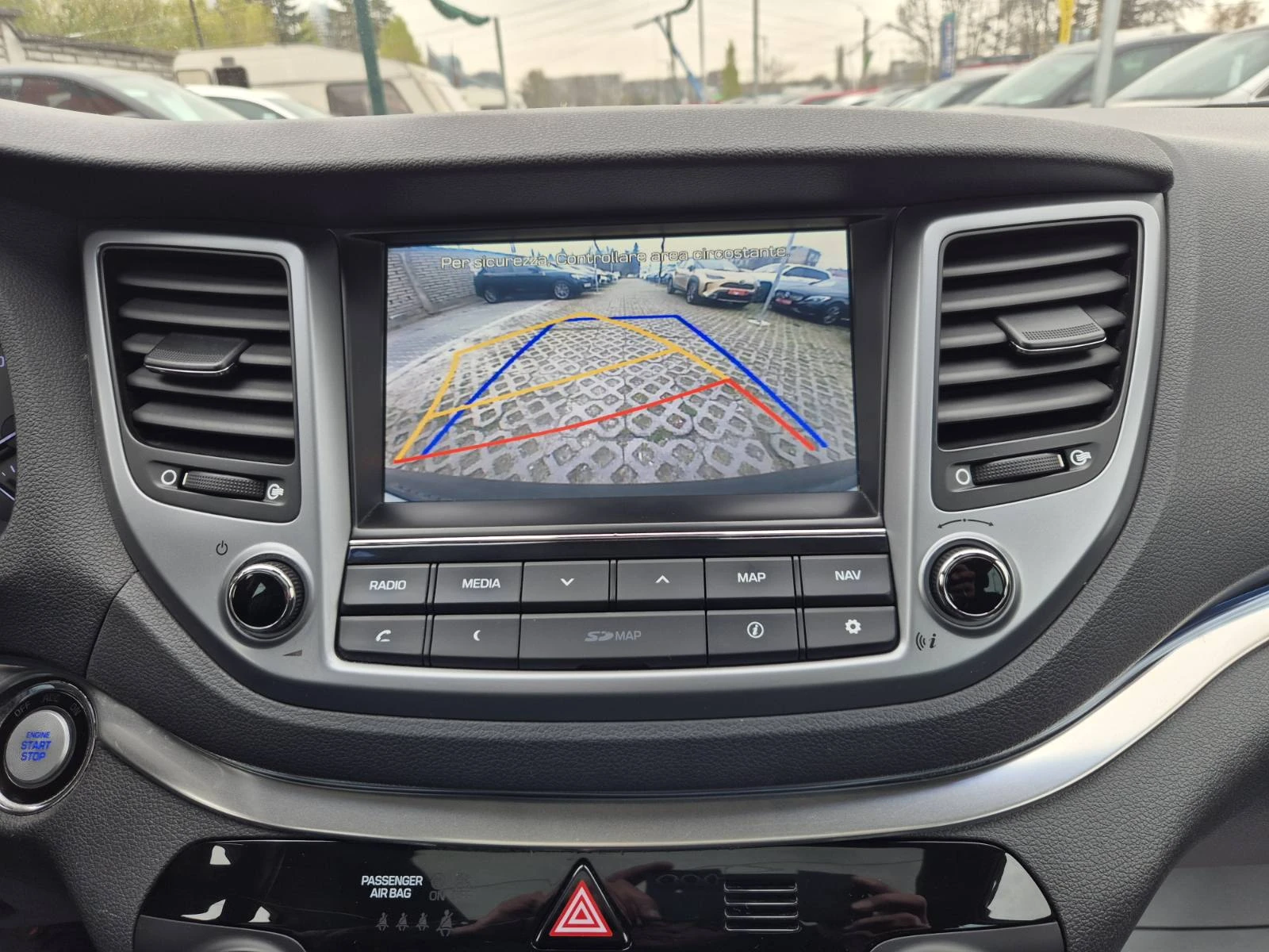 Hyundai Tucson 1.7CRDI-ПАНОРАМА, снимка 11 - Автомобили и джипове - 54220950