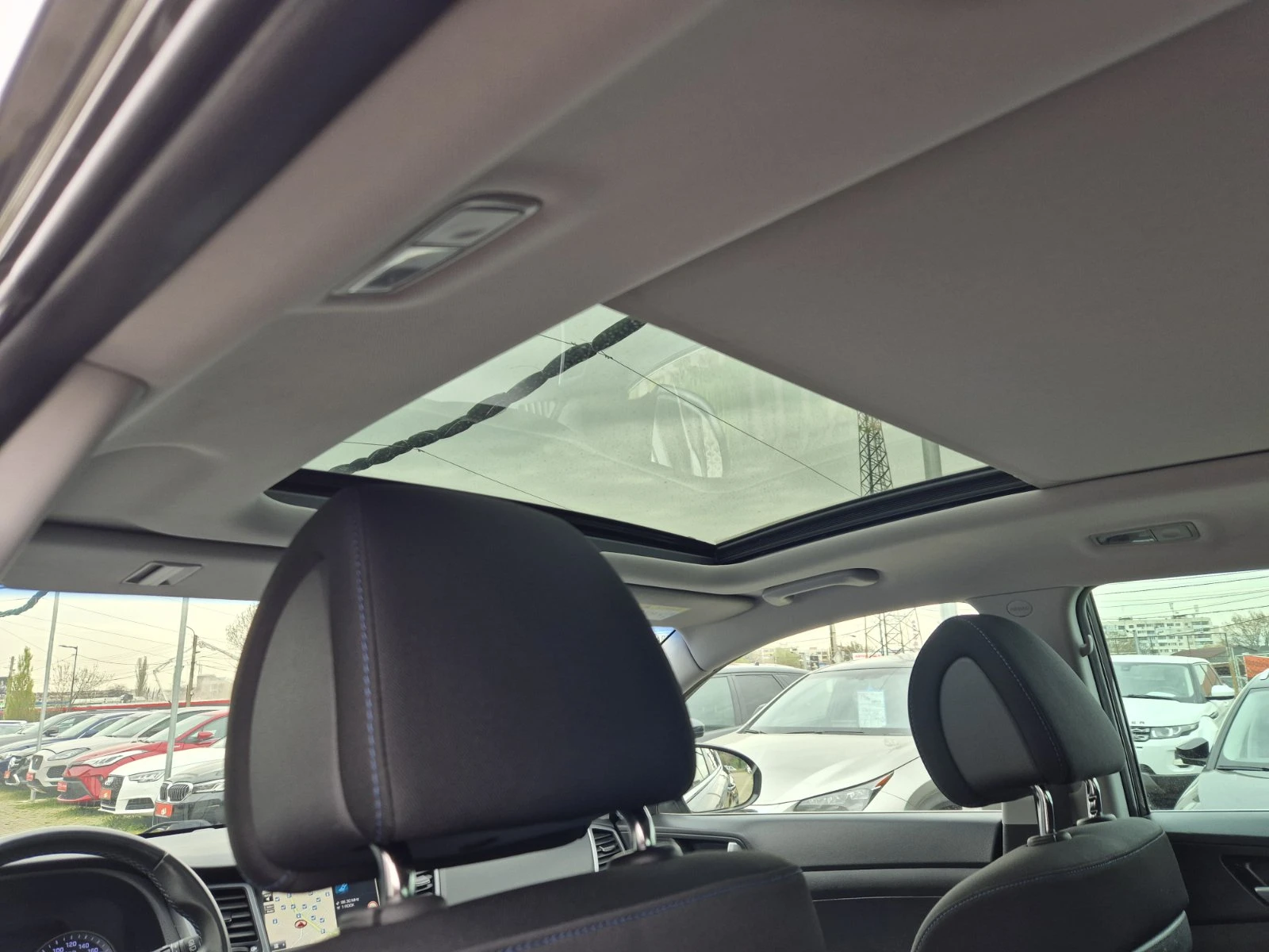 Hyundai Tucson 1.7CRDI-ПАНОРАМА, снимка 15 - Автомобили и джипове - 54220950