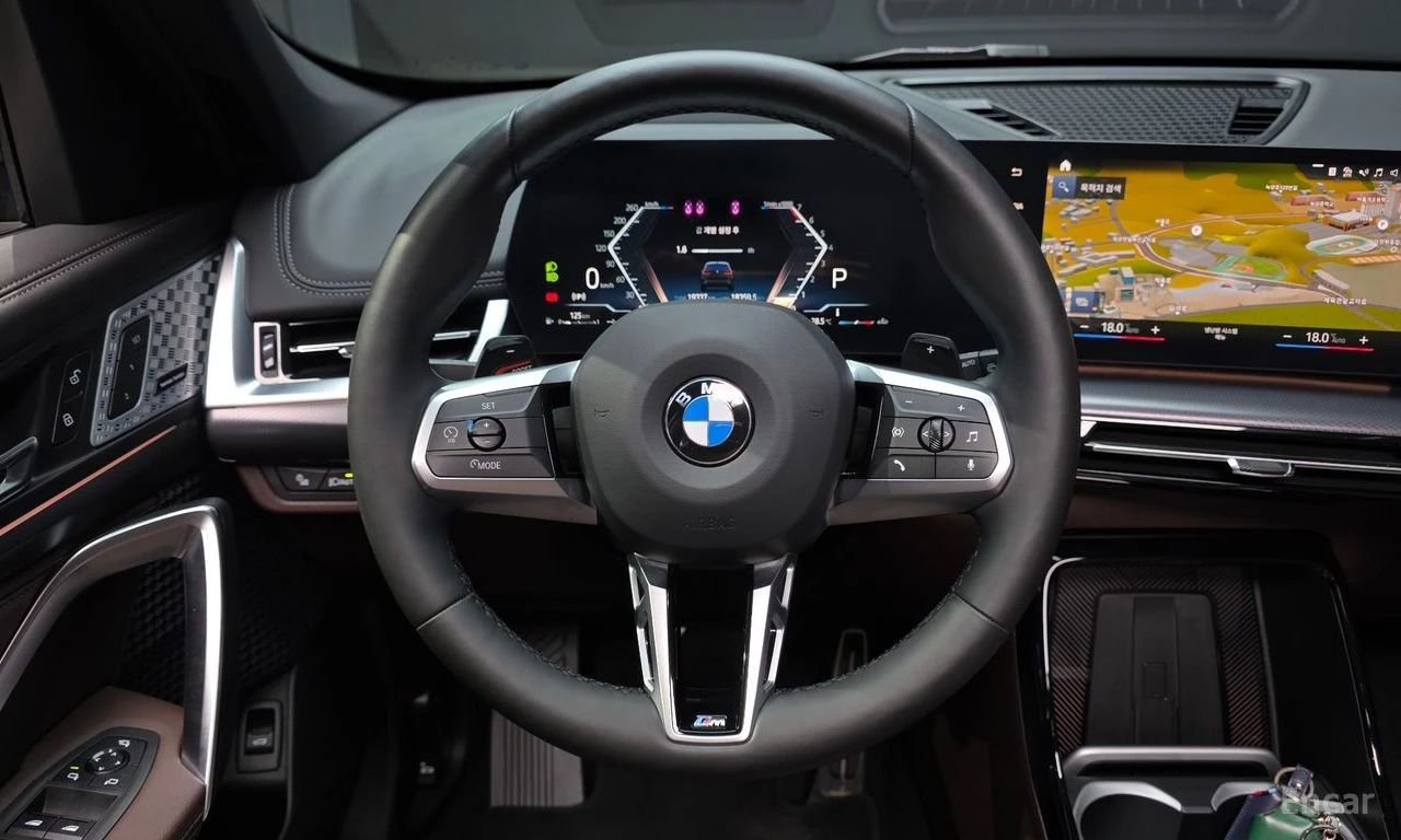 BMW X1 20i* M* SPORT* ДИСТРОНИК* ХЕДЪП* 360КАМЕРА* , снимка 7 - Автомобили и джипове - 55104283