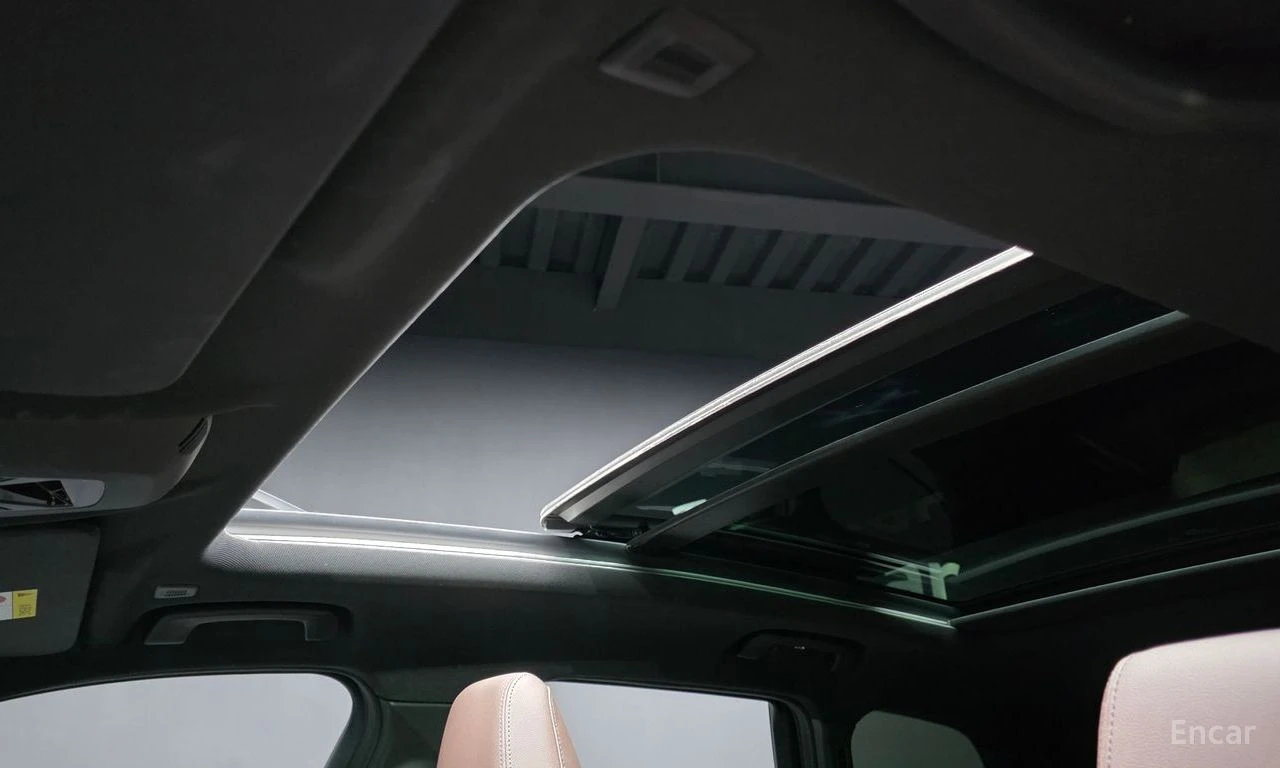 BMW X1 20i* M* SPORT* ДИСТРОНИК* ХЕДЪП* 360КАМЕРА* , снимка 16 - Автомобили и джипове - 55104283