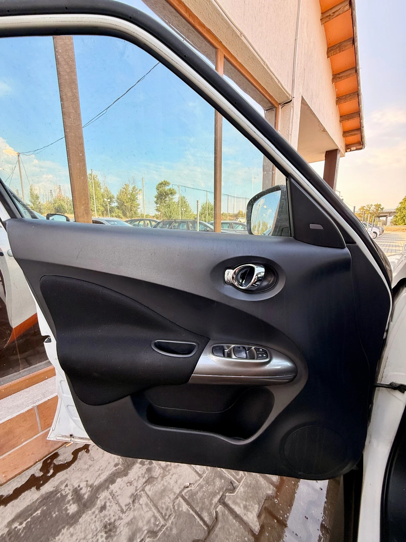 Nissan Juke Нов внос* Топ* Реална* Бартер* Лизинг* , снимка 16 - Автомобили и джипове - 55840847