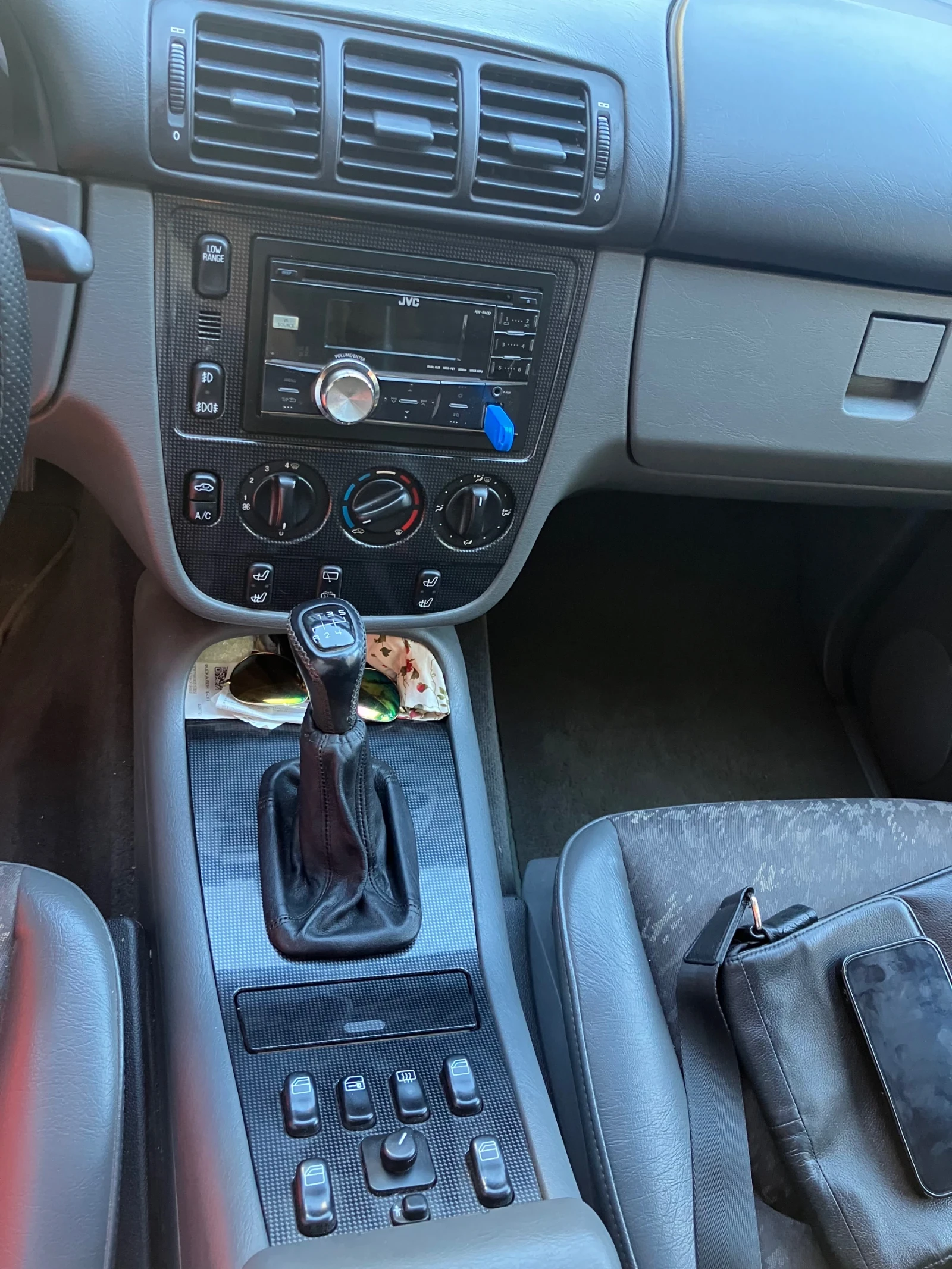Mercedes-Benz ML 230, снимка 8 - Автомобили и джипове - 55959376