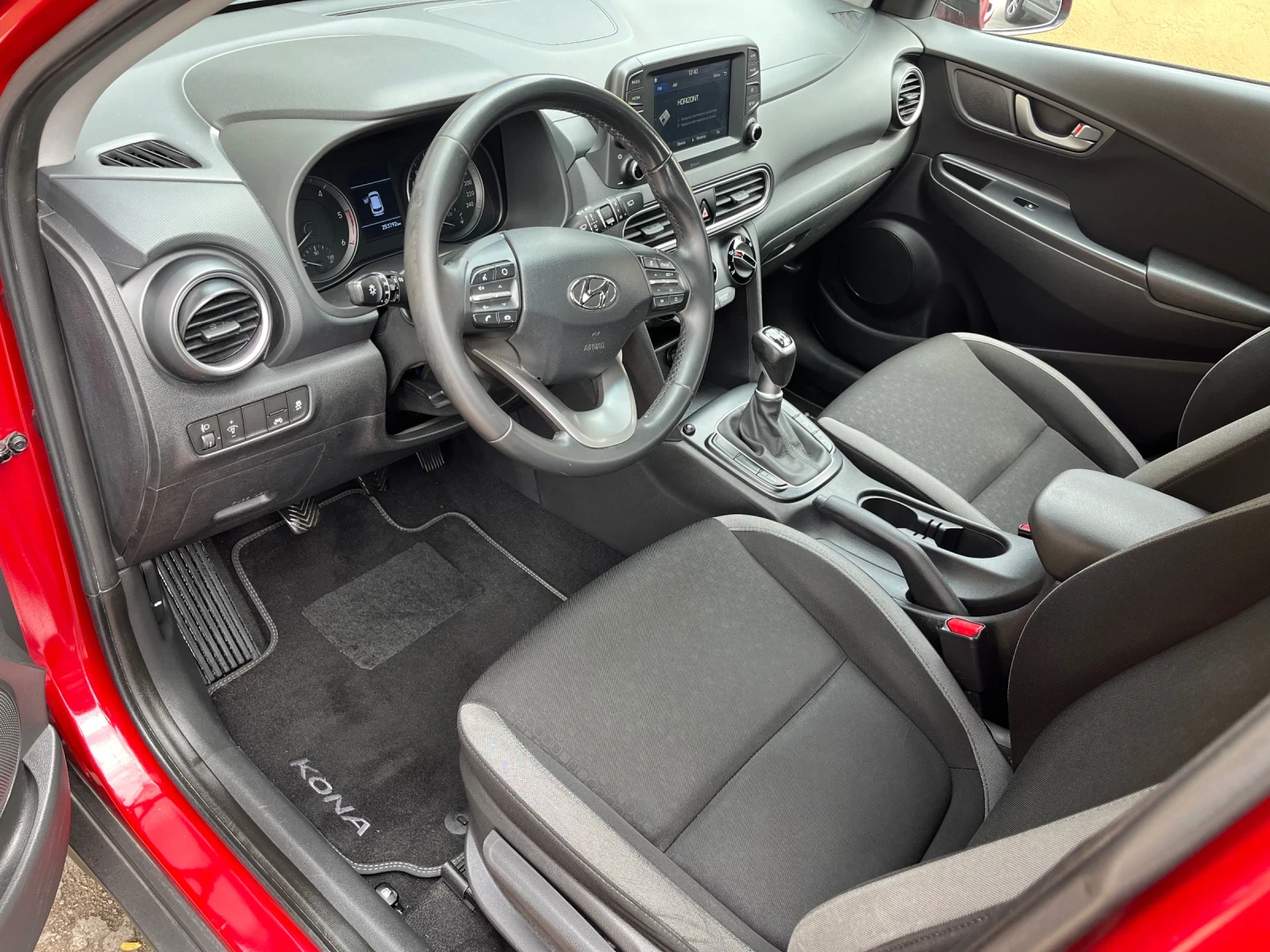 Hyundai Kona 1, 6CRDI ОБСЛУЖЕН, снимка 5 - Автомобили и джипове - 56040877