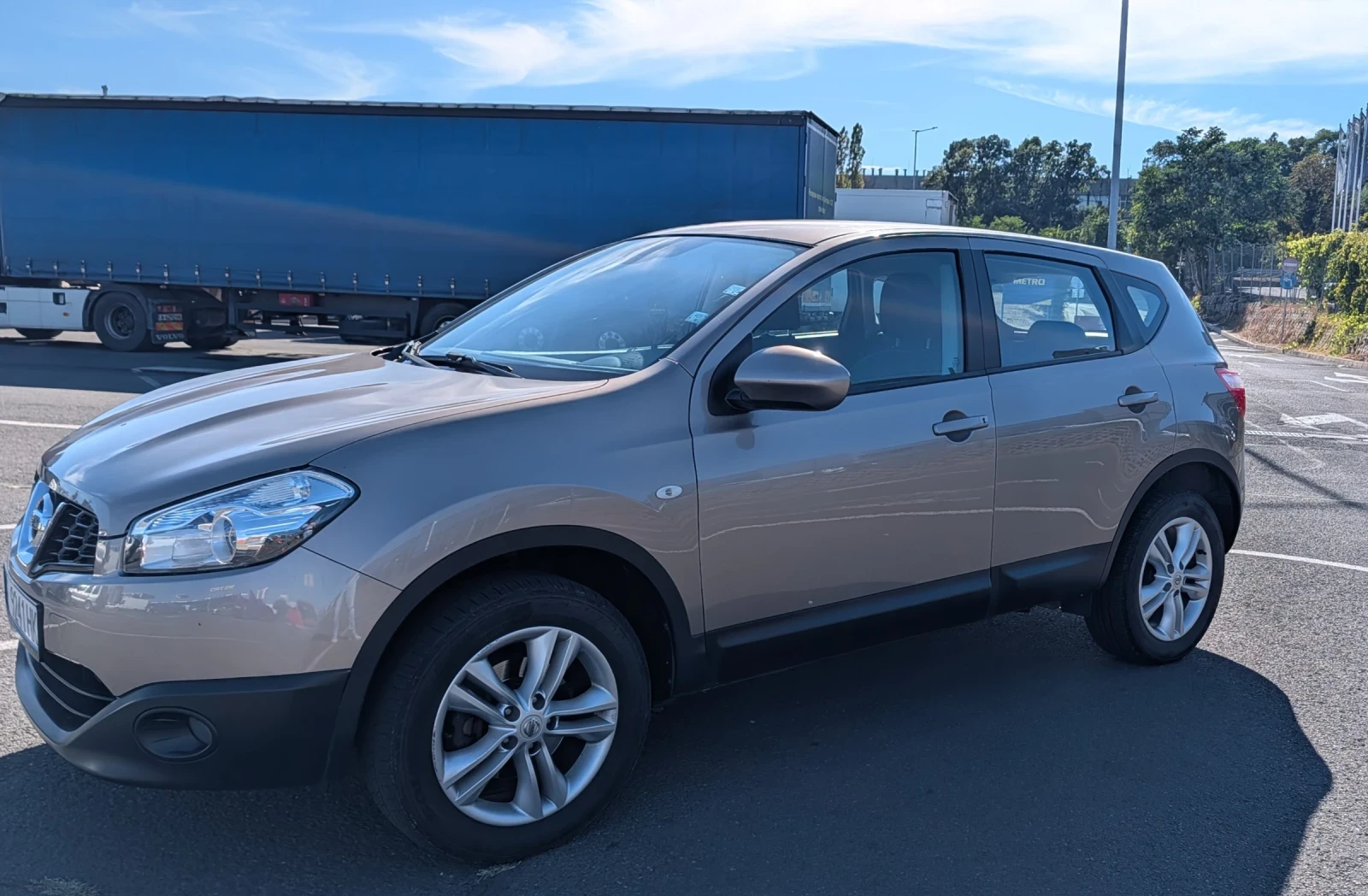 Nissan Qashqai 1.6 DCI 4х4, снимка 7 - Автомобили и джипове - 56135961