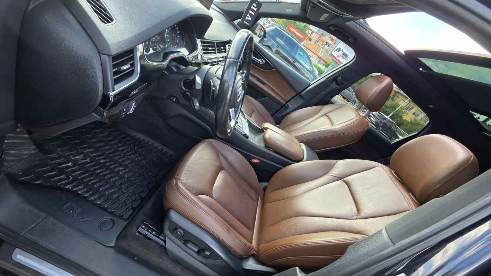 Audi Q7 3.0TFSI V6 Quattro, снимка 9 - Автомобили и джипове - 56207429