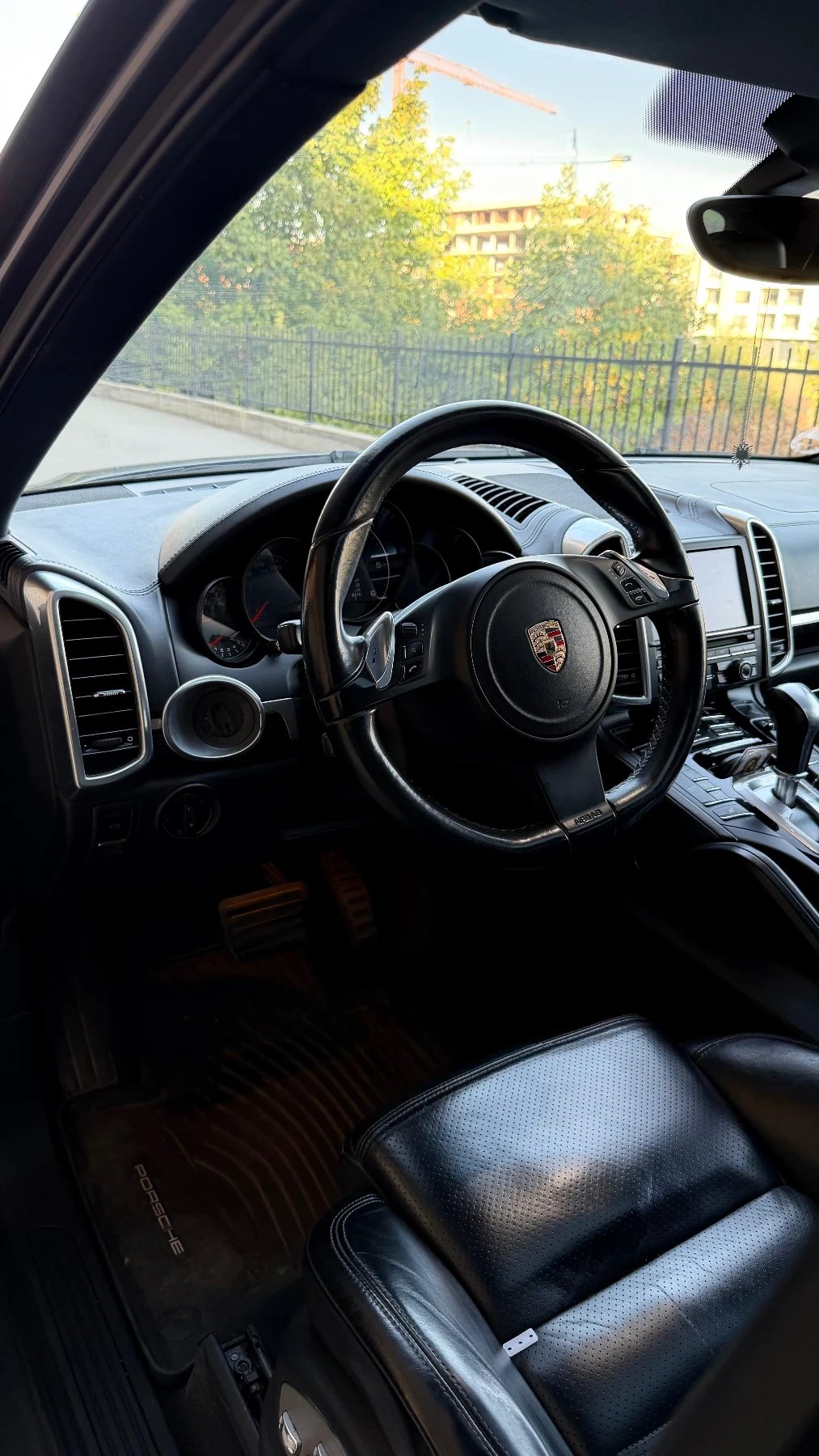 Porsche Cayenne 3.0 d, снимка 8 - Автомобили и джипове - 56599363