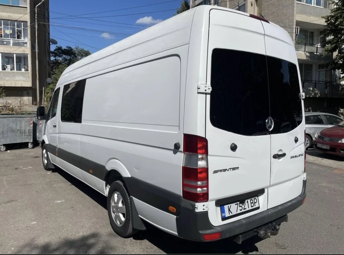 Mercedes-Benz Sprinter 319 6+ 1 7000KG - изображение 4