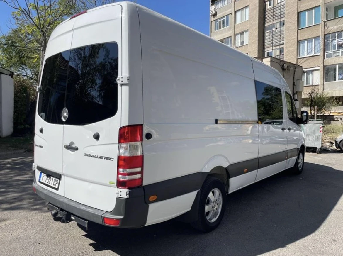 Mercedes-Benz Sprinter 319 6+ 1 7000KG - изображение 3