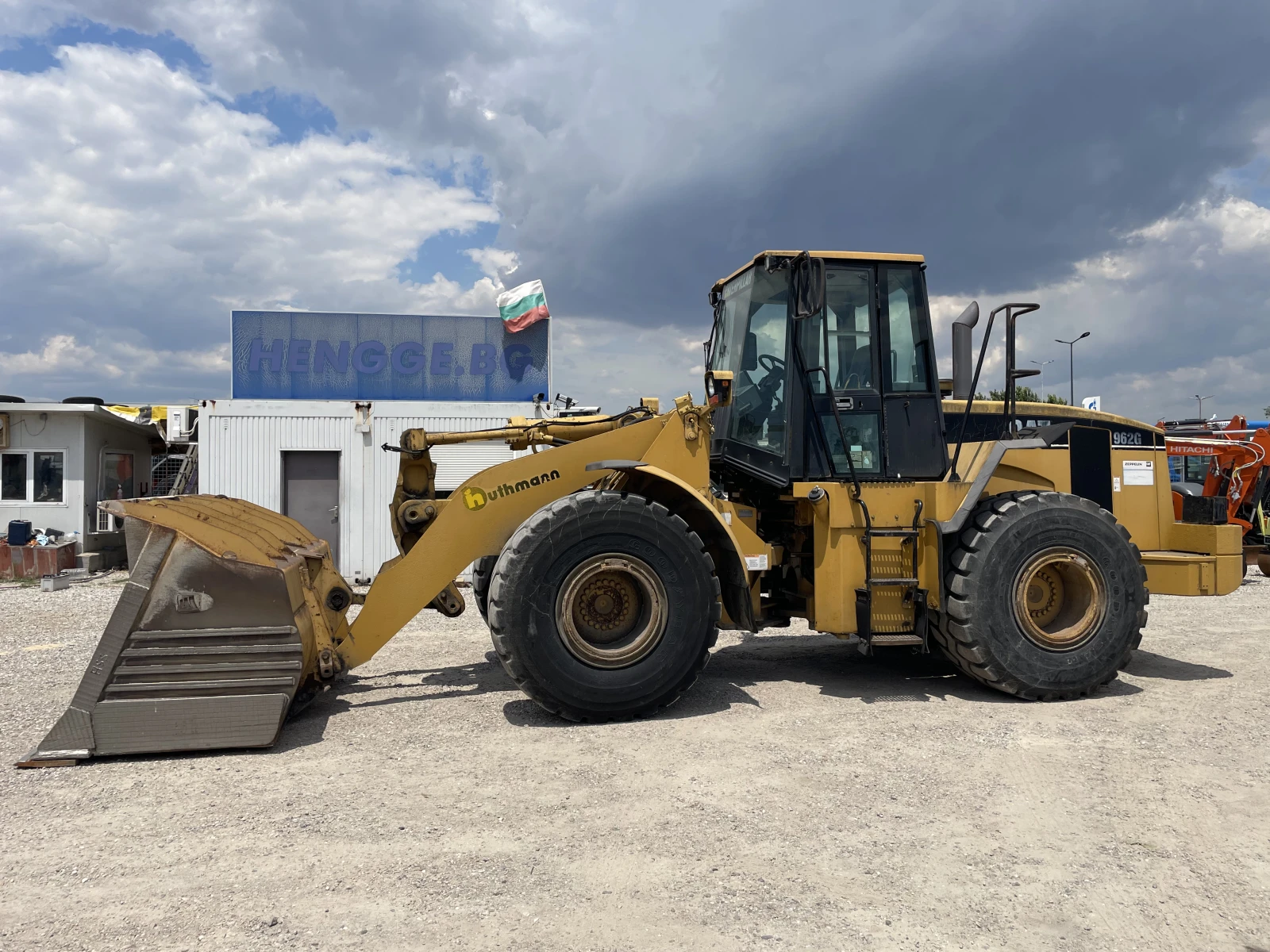 Челен товарач Cat 962 G, снимка 1