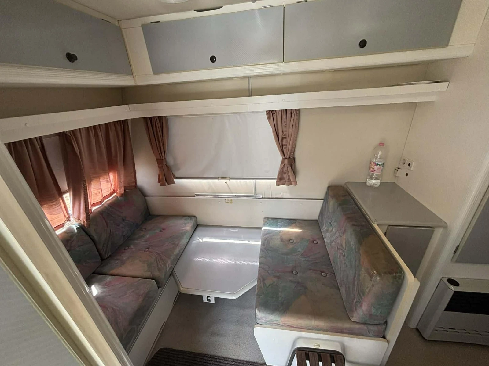 Каравана KIP, снимка 3 - Каравани и кемпери - 53922214