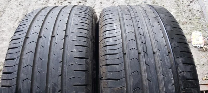 Гуми Летни 235/55R17, снимка 1 - Гуми и джанти - 35130625