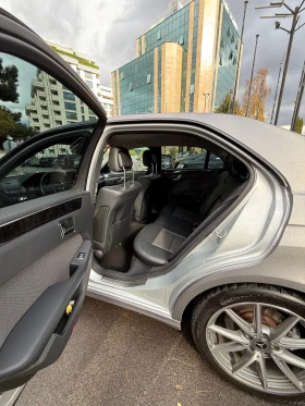 Mercedes-Benz E 350 4 Matic, снимка 7