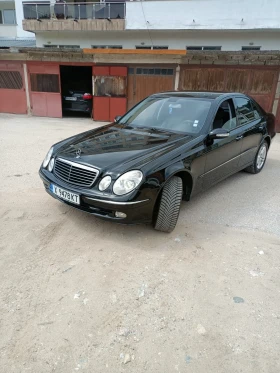 Mercedes-Benz E 220, снимка 7