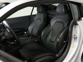 Audi R8 * MANUAL | B&O | NAV PKG * CARFAX * , снимка 17