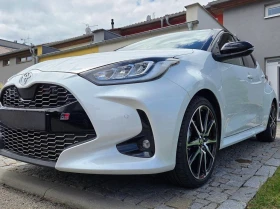 Обява за продажба на Toyota Yaris 1.5 HEV GR SPORT 131 KC TOP FULL ~46 950 лв. - изображение 1