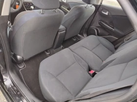 Honda Civic 1.6-120 КС НАВИ, 6 СК FACELIFT - 7199 € / 14080.02 лв. - 65735649 13