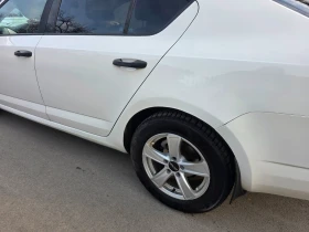 Skoda Octavia - 6600 € / 12908.48 лв. - 72196854 9