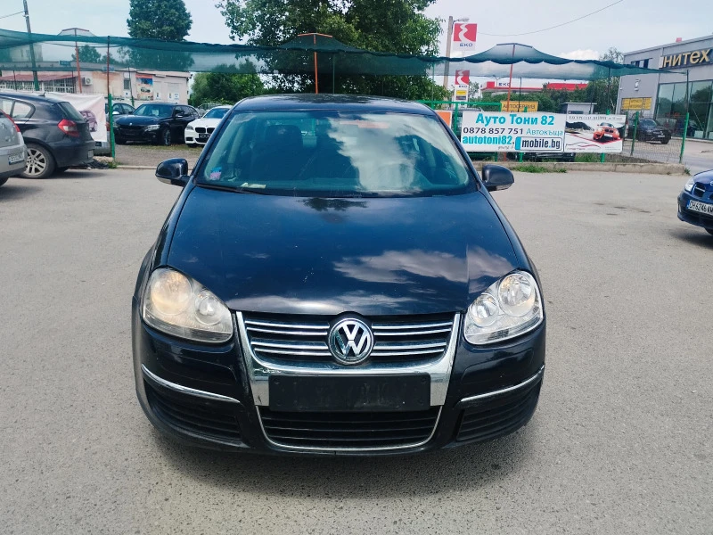 VW Jetta 1.9 TDI Нов внос от Италия!, снимка 2 - Автомобили и джипове - 46073610