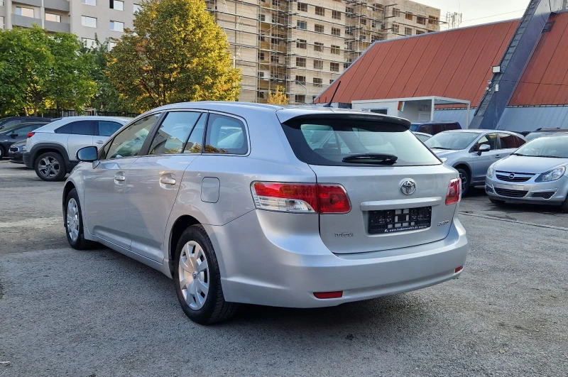 Toyota Avensis АВТОМАТИК/КАМЕРА/НАВИГАЦИЯ, снимка 4 - Автомобили и джипове - 47220996