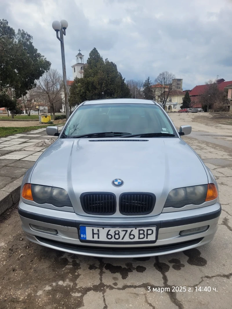 BMW 318 318i, снимка 1 - Автомобили и джипове - 49346005