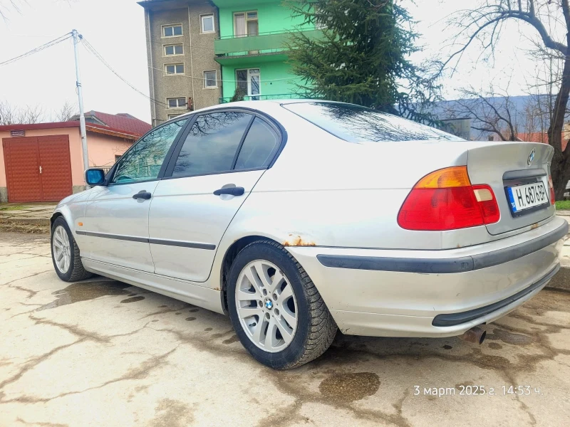 BMW 318 318i, снимка 10 - Автомобили и джипове - 49346005